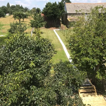 Hébergements Situés à 6 Kms Du Mont Saint Michel *
