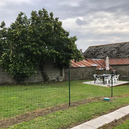 A 10 Minutes Du Mont Saint Michel Tanis