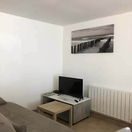 A 10 Minutes Du Mont Saint Michel アパート *