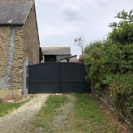 A 10 Minutes Du Mont Saint Michel * Tanis