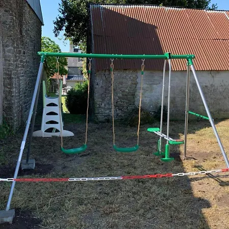 2 3 Possibilites A 10 Mn Du Mont Saint Michel Daire Tanis