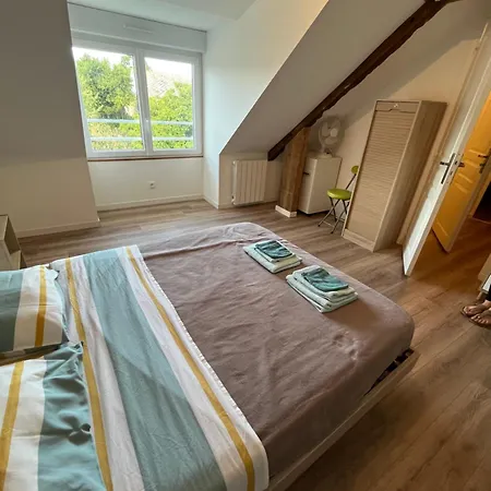 2 3 Possibilités à 10 Mn Du Mont Saint Michel Apartamento Tanis